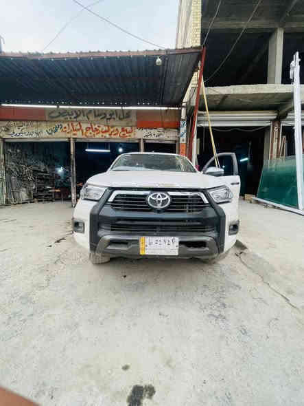 سلام عليكم سياره بجفيه كما موضح بل صوره وتمشي  رقم سياره بغداد الموديل 2022 بسمي سياره كلش حلوه 6سلندر ***********
