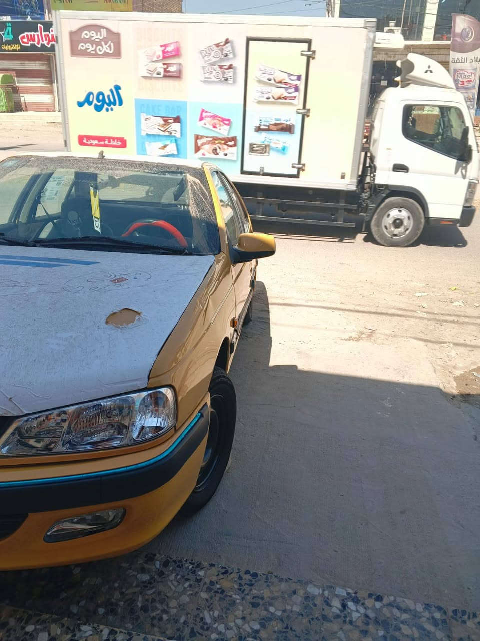 له بيجو موديل 13كير ومكينه فرنسي تبريد ثلج  رقم انكليزي  هزه ب9تسقط سياره حلوه وخير من ال .35ورقه
***********
