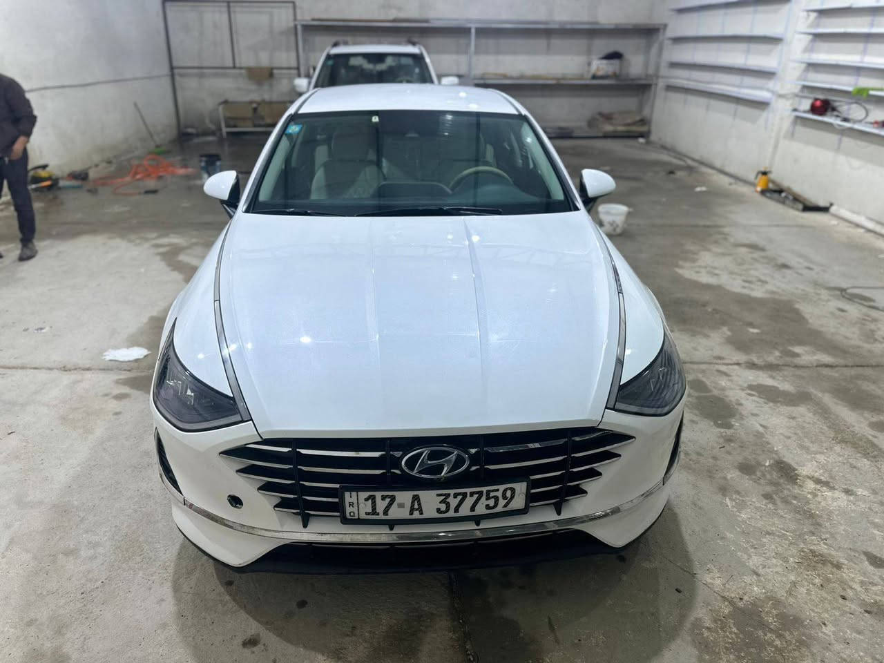 سلام عليكم
سوناتا موديل 2022وارد امريكي 

سياره نص فول 

سياره جاهزه وخير من الله مكينه وكير وحداديه جاهزه 

ضربته فقط جاملغ امامي 

معوقين وكاله بسمك كبل 

سعر 172بيه مجال بصيط

 فقط او نتصال 

الرقم***********
