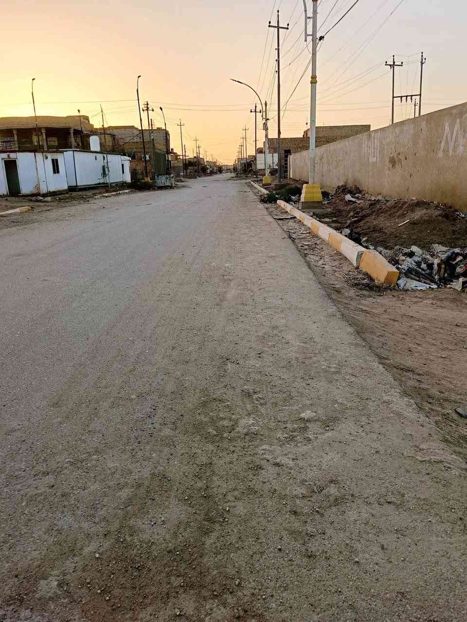 قطعه للبيع طابو صرف في ناحيه العكيكه داخل الدفان الجديد 
قريبه كلش  مطلوبه للبلديه الباقي عليه 17 مليون و200 الف التسديد السنوي مليون و200 
المساحه 250 متر
شارعه 12 متر 
الهاتف /***********
