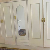 غرف نوم • أثاث