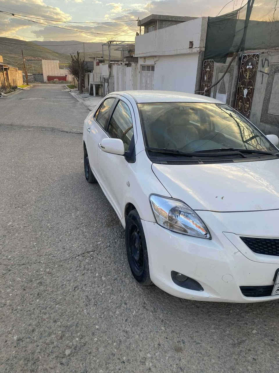 مۆدیلی ٢٠٠٨ گێر عادی سەنەوی بەسەر چوە سێ پارچەی بۆیاخە بێ ناو گرتن
سێ پارچەکە لای سەکنە دوو دەرگاکەو چەمەلخی دواوە

0751 8785752

0770 1459165
بۆ نرخ ژمارە تەلەفونم داناوە السليمانية, العراق
