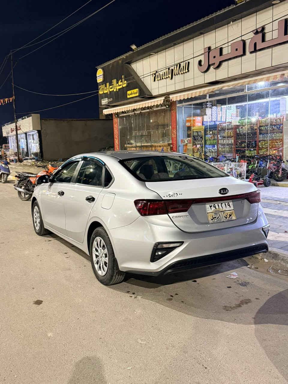 السلام عليكم سيراتو موديل 2019 مكفوله كفاله   السعر 140واسط كوت نعمانيه ***********
