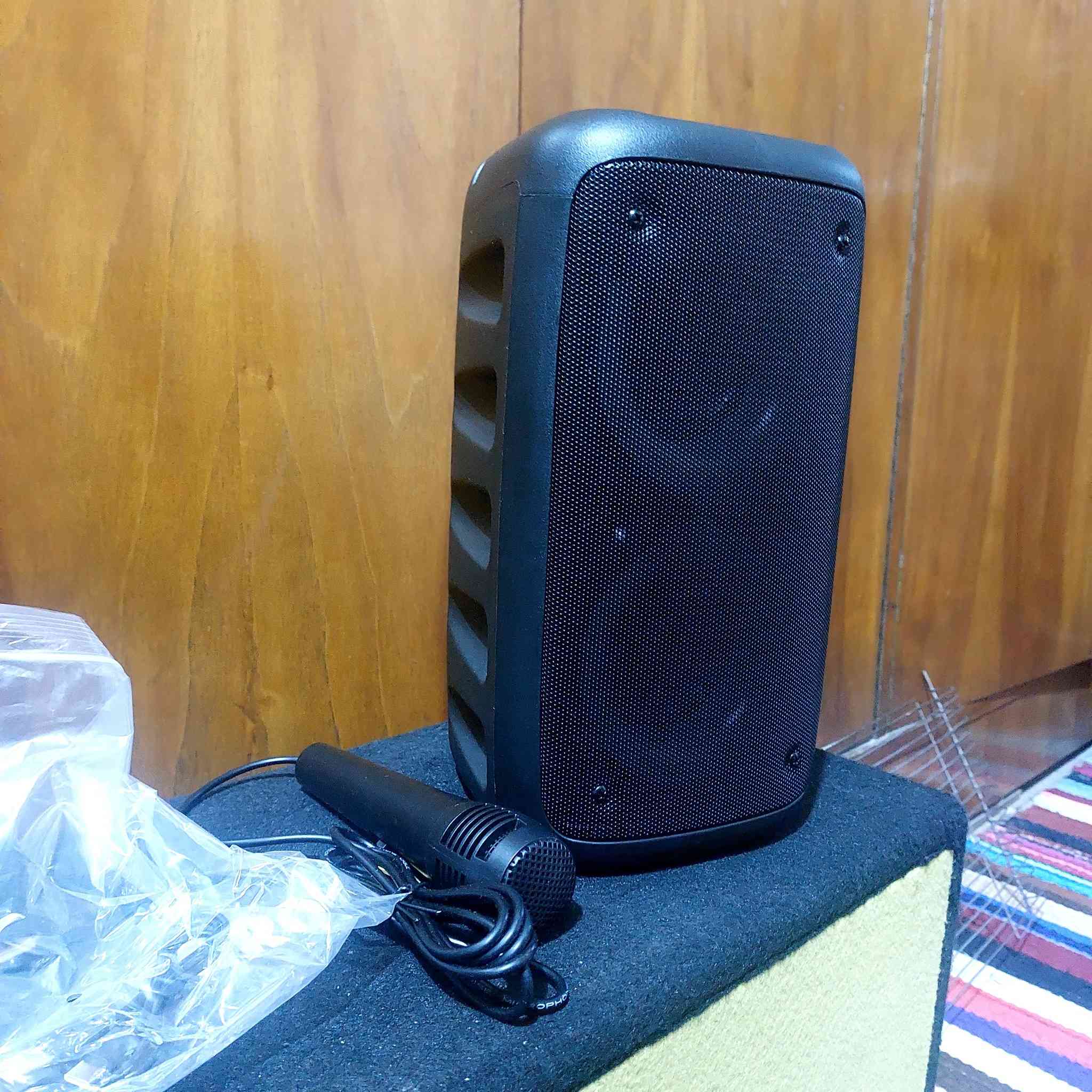 سبيكر شحن + مايك ٢٥ الف


**إذا كنت صاحب هذا الإعلان وتريد حذفه لأي سبب، رجاءا أرسل رسالة إلى الدعم الفني**