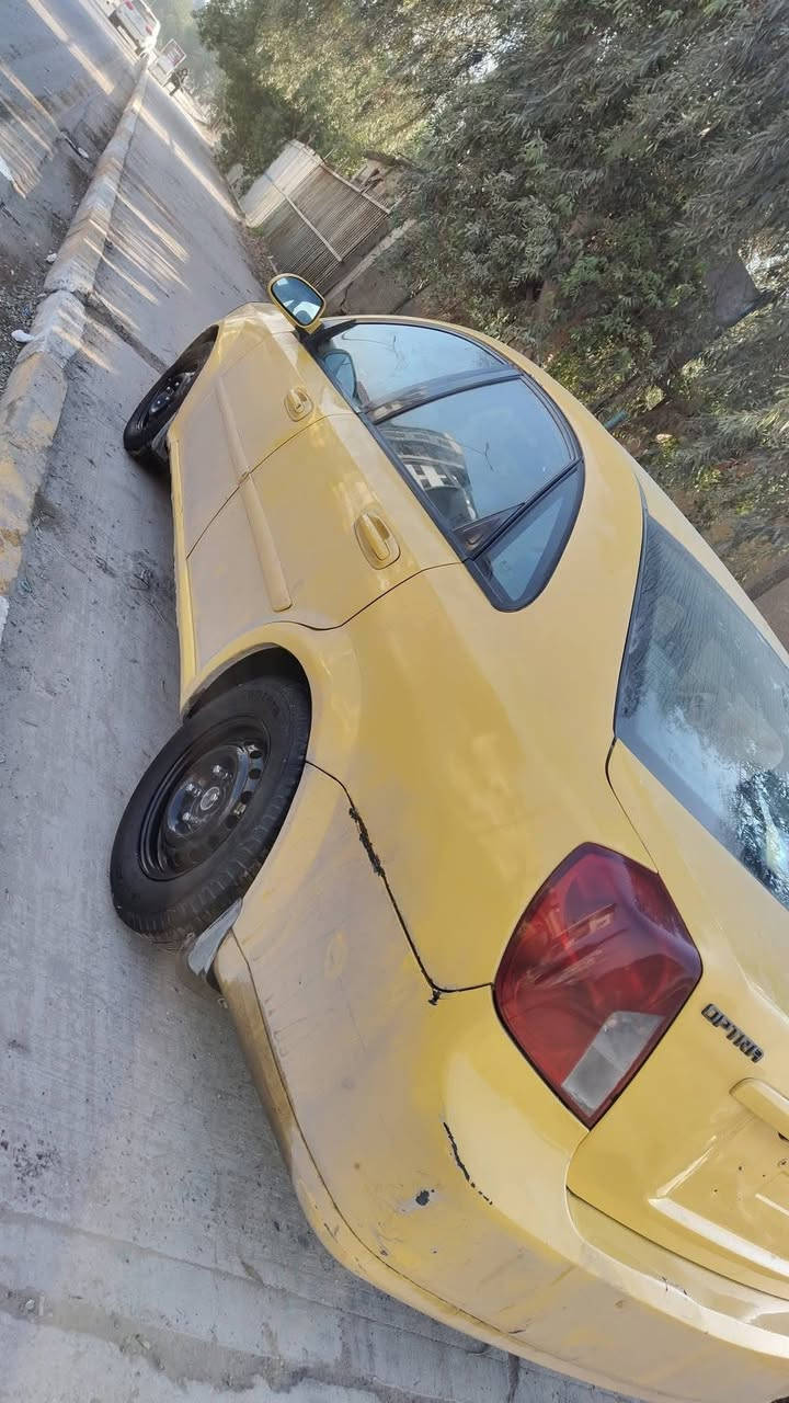 السلام عليكم اوبترة 2011 سياره كير مكينه كهربائيات شرط  بيه طخه بلجاملغ الخلفي  السياره جاهزه مناقصه برغي الياخذه ميصرف عليه الف  رايده ب58 
*********** 
بي وتس السنويه بسمي هيئة وغرامات تاخذ جاز مصفره
