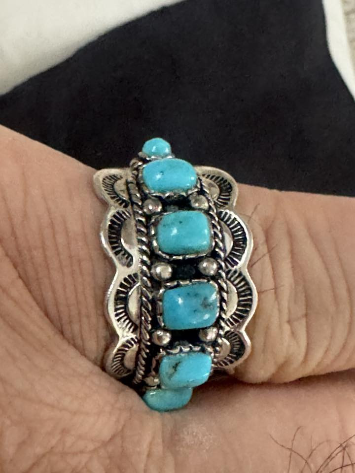 خاتم نسائي سبعة فيروزات مع الفضة


**إذا كنت صاحب هذا الإعلان وتريد حذفه لأي سبب، رجاءا أرسل رسالة إلى الدعم الفني**