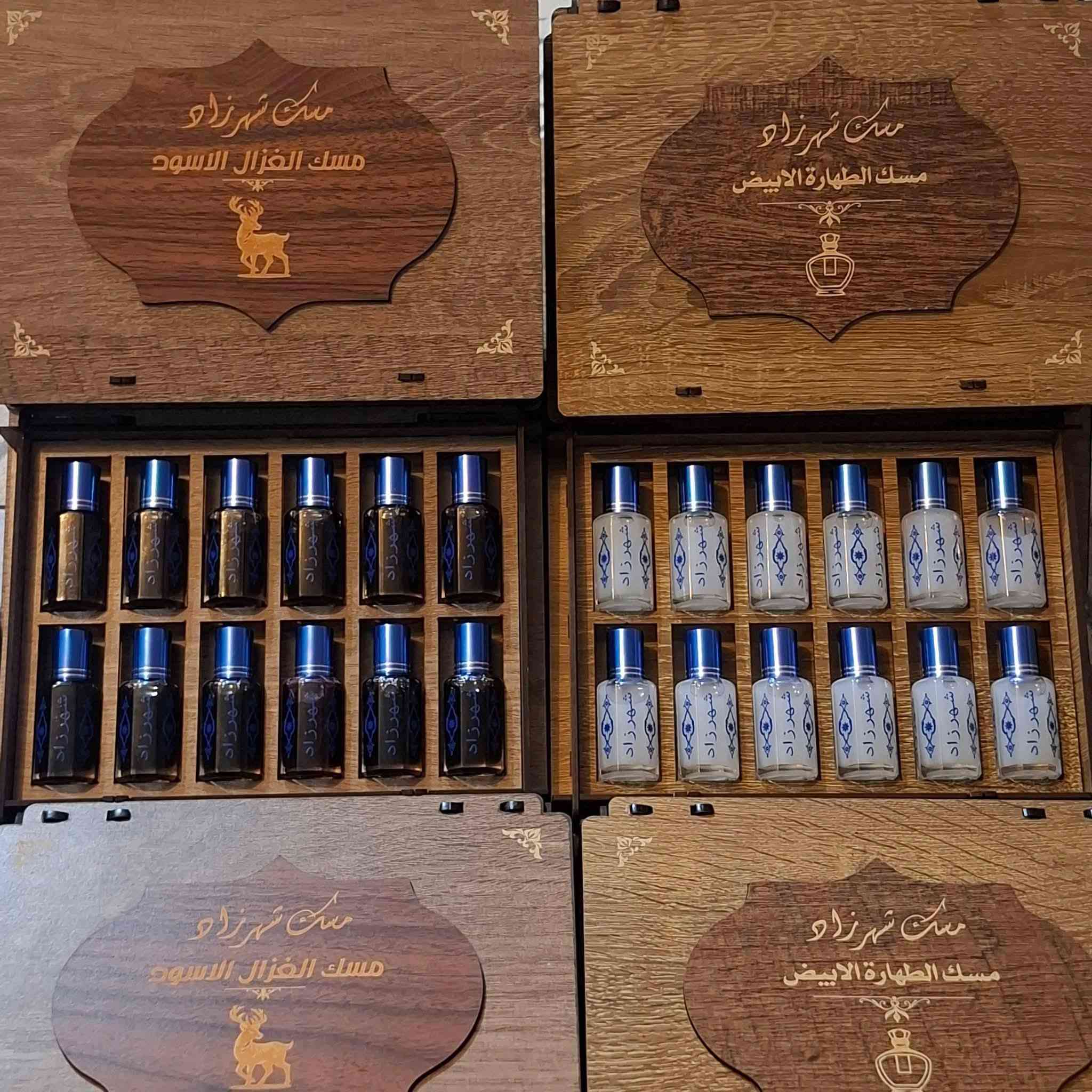 #مسك_شهرزاد_الخاص_الاصلي
مسك الطهارة الأبيض 
مسك الغزال الاسود 

مسك الطهارة (خاصة الأبيض) هو عطر طبيعي مركز يستخدم للنظافة الشخصية، يمنح الجسم رائحة منعشة تدوم طويلاً، ويعمل كمطهر طبيعي بفضل خصائصه المضادة للبكتيريا والفطريات. يُساعد في التخلص من الروائح غير المرغوبة، آمن للاستخدام على المناطق الحساسة والجسم، ويُعزز الثقة والانتعاش بعد الاستحمام، كما يُستخدم كمعطر للملابس. 
 
أبرز فوائد مسك الطهارة:
تعطير الجسم والمناطق الحساسة: يضفي رائحة نقية، هادئة، ونظيفة تدوم طوال اليوم.

التطهير والتعقيم: يساعد في القضاء على البكتيريا والفطريات، مما يقلل من الإفرازات المهبلية المزعجة والالتهابات.
مزيل عرق طبيعي: يمنع روائح التعرق الكريهة عند استخدامه بعد الاستحمام.
الاسترخاء: تساعد رائحته في تهدئة الأعصاب وتخفيف التوتر

.
آمن للاستخدام: يمكن استخدامه بشكل يومي على البشرة، خاصة على أماكن النبض (خلف الأذن، المعصم). 
 
طريقة الاستخدام الصحيحة:
يُفضل وضعه بعد الاستحمام بماء دافئ مباشرة، حيث تكون مسام الجلد مفتوحة، مما يضمن بقاء الرائحة لفترة أطول. يتم وضع قطرات بسيطة منه على قطعة قطن مبللة لمسح المناطق الحساسة (الخارجية فقط). 
،&&&&&&

يعد مسك الطهارة الأسود (المعروف بمسك الغزال) مطهراً طبيعياً قوياً، يُستخدم لتعزيز النظافة الشخصية للمناطق الحساسة، قتل البكتيريا والفطريات، التخلص من الروائح الكريهة، 

وتخفيف الحكة والتهيج. كما يساهم في الوقاية من التهابات الرحم، تعزيز الخصوبة، ويوفر رائحة عطرية ثابتة تدوم طويلاً، مما يعزز الشعور بالانتعاش والثقة. 
 
أبرز فوائد مسك الطهارة الأسود:
تطهير وتعقيم المناطق الحساسة: يساهم بفاعلية في القضاء على البكتيريا والفطريات التي تتكاثر في البيئة الحساسة

، مما يمنع الالتهابات والإفرازات المهبلية المزعجة.
علاج الروائح الكريهة: يزيل الروائح غير المرغوب فيها، خاصة بعد الدورة الشهرية والنفاس،

 ويمنح نظافة فائقة.
تخفيف الحكة والتهيج: يعمل كمهدئ طبيعي للبشرة في المناطق الحساسة، ويخفف من الحكة الناتجة عن الالتهابات.
دعم صحة الرحم والخصوبة: يُعتقد أن له دوراً في دعم الوسط المهبلي، مما قد يساعد في زيادة فرص الحمل،

 كما يُستخدم كعامل وقائي لتقليل نمو الخلايا غير الطبيعية في الرحم.
تعطير الجسم: يتميز برائحة قوية وفاخرة تدوم طويلاً على الجسم والملابس. 
 
طريقة الاستخدام الآمنة:
يوصى بوضع قطرات قليلة جداً من المسك على منديل قطني مبلل بماء دافئ، ومسح المنطقة الحساسة من الخارج فقط، لتجنب حدوث أي حساسية داخلية.
@إشارة


**إذا كنت صاحب هذا الإعلان وتريد حذفه لأي سبب، رجاءا أرسل رسالة إلى الدعم الفني**