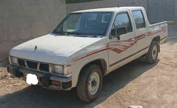 نيسان للبيع موديل 95 داخله هزه سياره
رقم مثنى
سنويه 29 مكفوله من صبغ وضربه 
مكينه 2400 خير من الله 
حداديه  جديد  باور ستيرن
سعر 45قفل مكان البطحاء الناصريه
موبايل ***********
