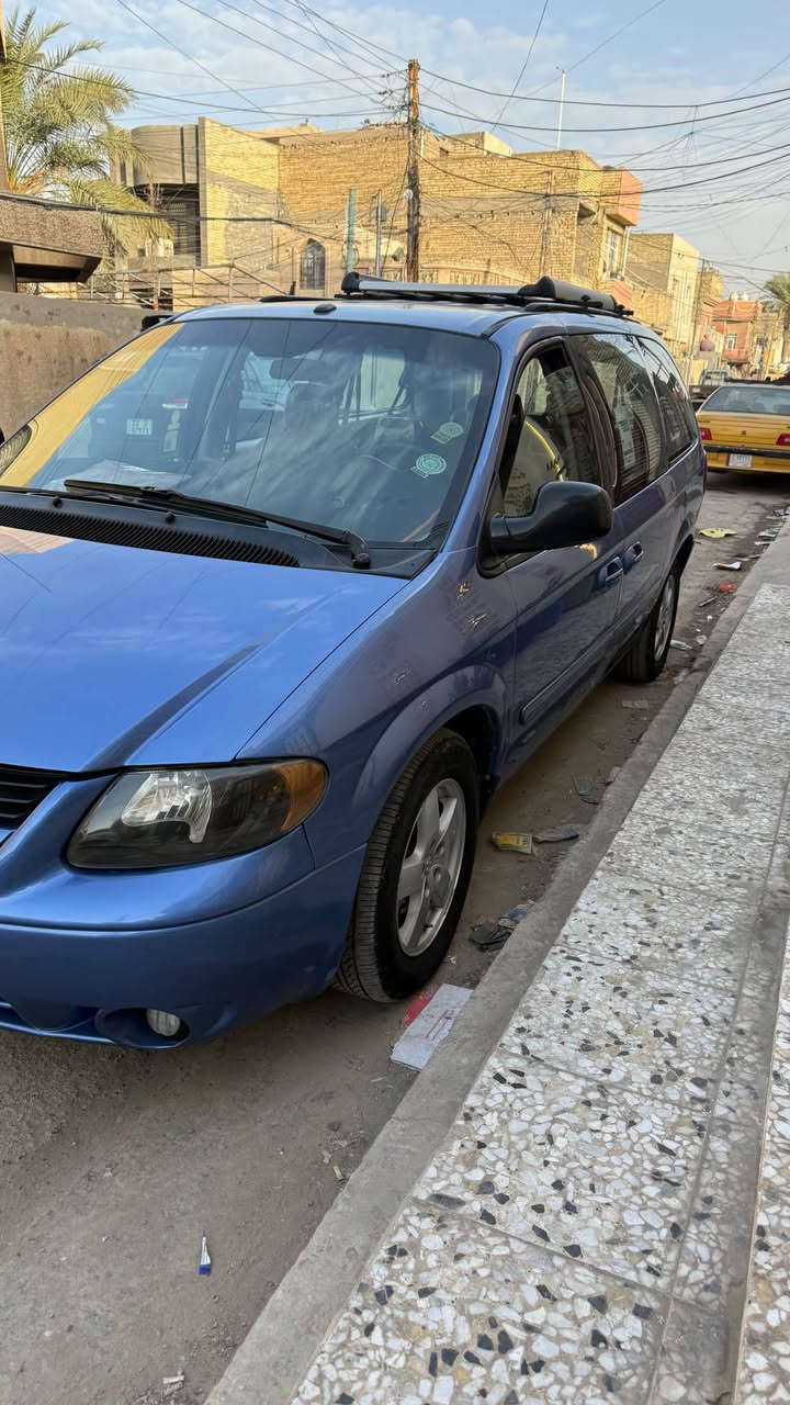 السلام عليكم 👋
للبيع دوج كرفان 🦬
الموديل 2007 
حجم المحرك 3800
السيارة استخدام عائلي 
تحويل مباشر. 
مصبوغة حزام جمالية بدون حادث 
السعر 81 
للأستفسار *********** بغداد, العراق
