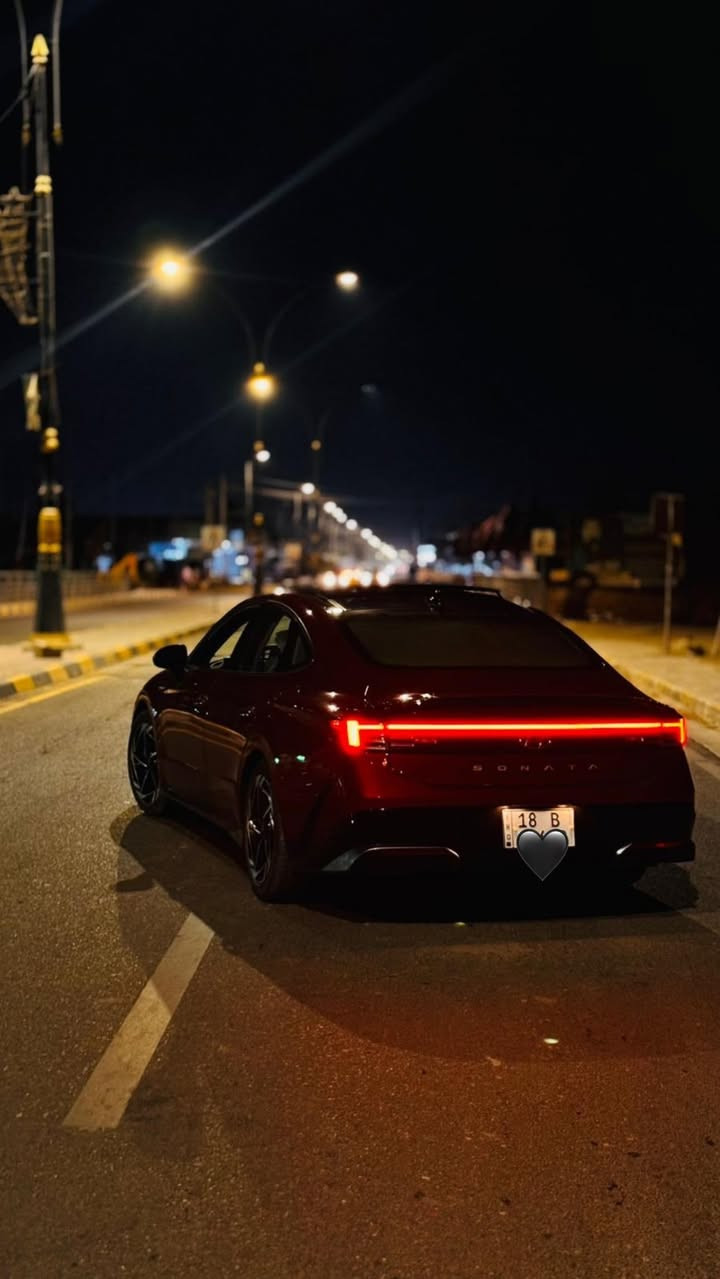 السلام عليكم أخواني
سوناتا للبيع موديل 2024 السياره استخدام شخصي ونضيفه جداً ماشيه 17 الف السياره فول موصفاته غنيه عن التعريف مكينته 2500 ضربته موضحه بالصوره كدامكم السعر185 
لرقم للتواصل ***********
