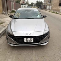 هونداي النترا  2023 فول  بدون فتحه    ماشيه 81Km  محرك 2000 دوش  شحن و...