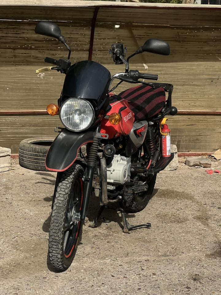 السلام عليكم دراجه بوكسر موديل 22 نازله بال 23 الدراجه نضيفه كله بلادي مكينه مجفته بشركه كهربائيات شغاله كله ما بيه نقص سلف هندر شغال تجي تفحص وتنكر سلف وتطلع كبل تشتغل بيه الدراجه خير من الله 
المكان بغداد حي اور اوراق كامله اصليه 
للاستفسار على هذه الرقم 
***********
