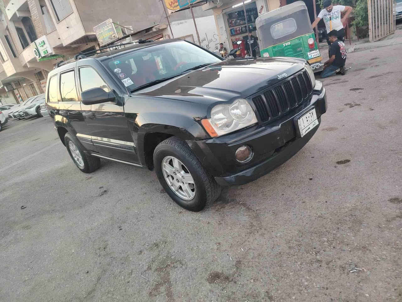 جيب لاريدو ٢٠٠٥سياوه جاهزه محرك كير حداديه ترايك وين متريد فور ويل مكان سياوه الرمادي *********** الرمادي, الأنبار
