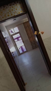 � السلام عليكم ورحمة الله وبركاته  يتوفر لدينا دار للإيجار في حي الموظ...