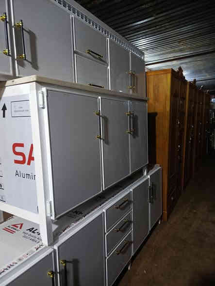 سلام عليكم تم وصول وجبه من الكاونترات العنوان. مدخل  كاطون رازي لاستفسار لاتصال واتساب *********** او مراسله الحساب
