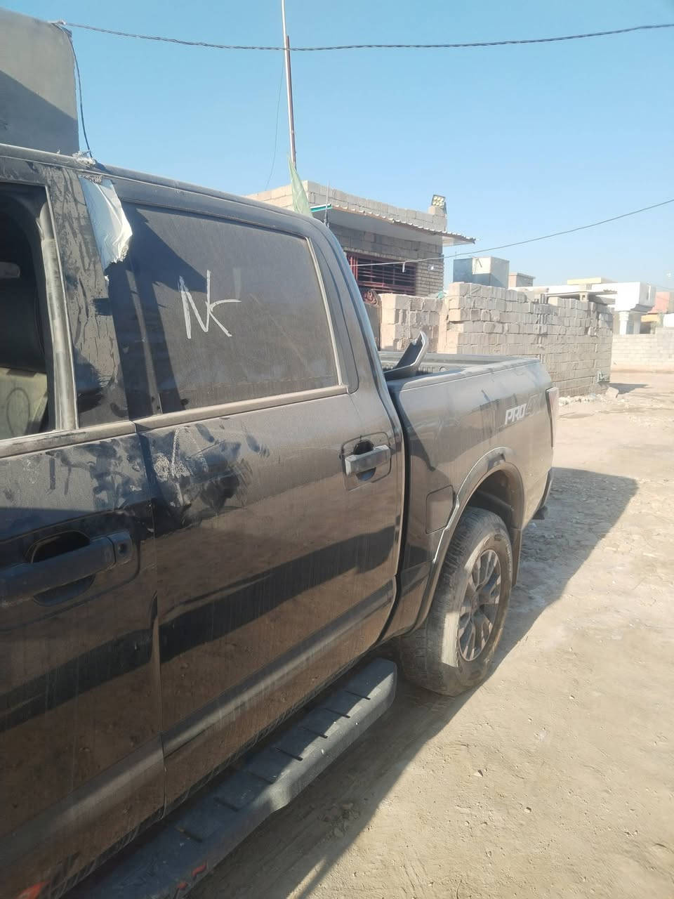 نيسان تاتان موديل 2023 سياره فول اعله فئه متوازي عله بيعتهه ظربتهه مال امريكه عله حطاتهه
***********
