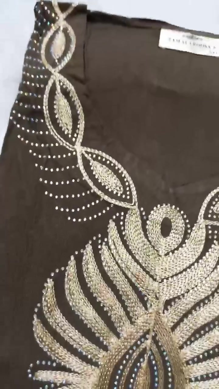 دشداشة كشمير كايبوي مطاط
متوفرة ب 4 ألوان (الزيتوني ، الأحمر، الوردي ، الجويتي) 
متوفرة قياس L و XL  و XXL 
🔥


**إذا كنت صاحب هذا الإعلان وتريد حذفه لأي سبب، رجاءا أرسل رسالة إلى الدعم الفني**