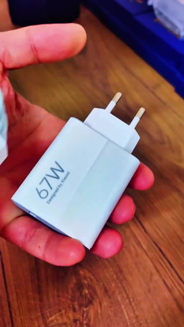 شاحن 67 واط بلادي شحن سريع 67W MAX
توصيل متوفر


**إذا كنت صاحب هذا الإعلان وتريد حذفه لأي سبب، رجاءا أرسل رسالة إلى الدعم الفني**
