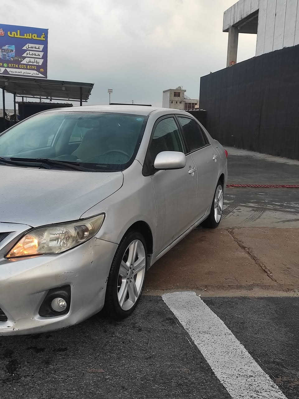 .. تۆیتا کرۆلا مۆدیل 2012 بۆ فرۆشتن ..
سەنەوی تا 2030 نوێیە..
مەکینە 18 مەرغوب
گێرو مەکینەی بەشەرت ..
کارەبای و سارد و گەرمی بەشەرت وەکالەت بەشەرت..
سەیارەکە نمونەیە لەجوانی ...
چوار تایەو ولی لۆکی لەسەرە ..
بۆیاخ ..حیزام بۆیاخە بێ سەقف ..
بۆنرخ پەیوەندی بکە ..***********
