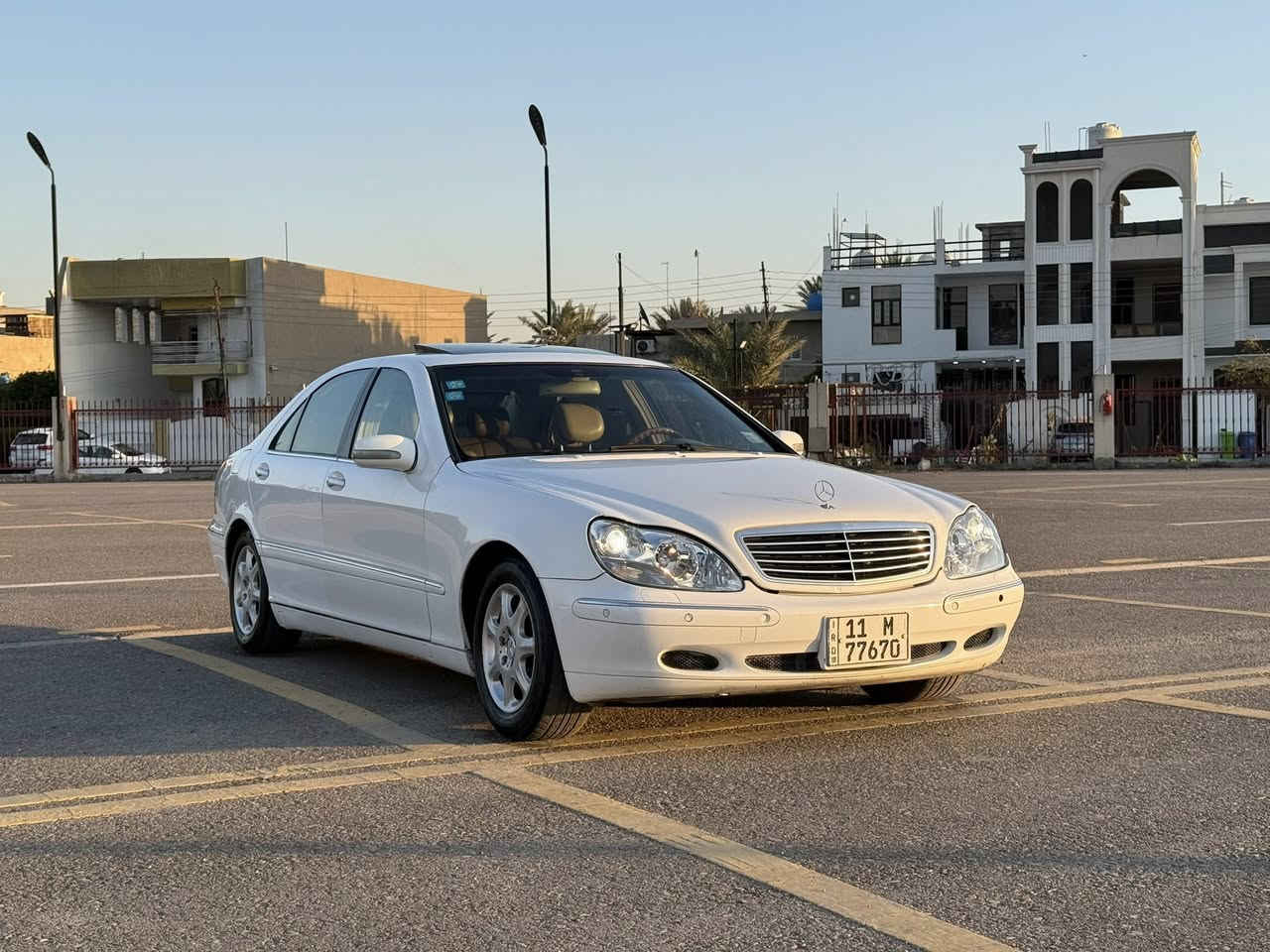مرسيدس غواصة موديل 2001 
فئه S320 لارج خليجي مواصفات فول ،، سياره بيها مكانات صبغ ابيع عام ( مكفوله من اي ضربه ) ،، نظام چوبلس بلاد ،، السياره عليها ادامه كامله رقم بغداد دولي بأسمي ،، المكان بغداد حي الجامعه ،، السعر 118 ورقه ،، ***********
