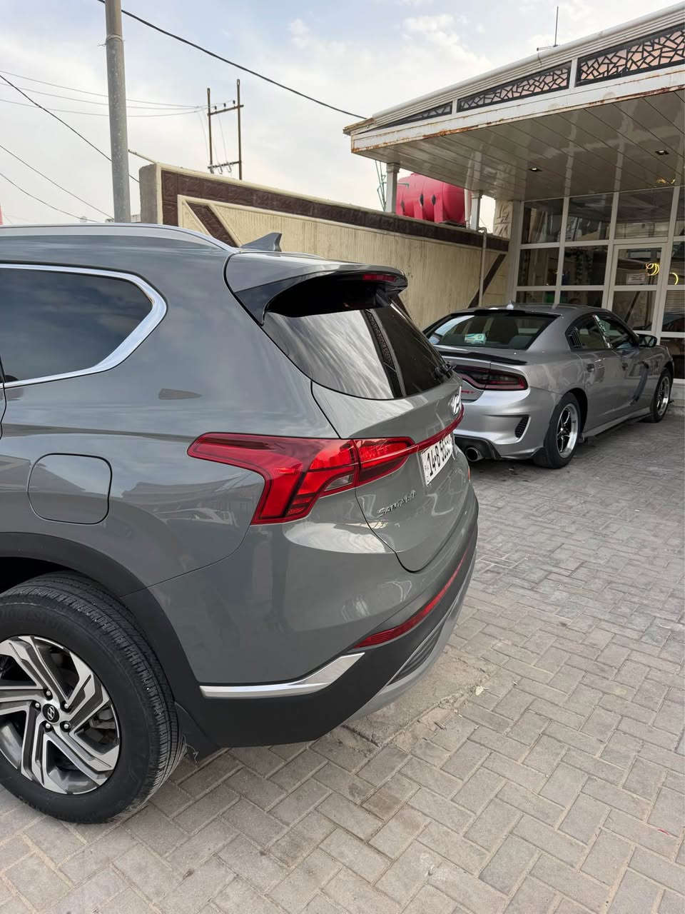 هونداي سنتافي  2022 وارد امريكي
رقم بصرة مميز بأسمي ماشية 33 الف ميل
الحادث ( بنيد و اريباك ستيرن فقط  لا غير )
السعر  213
***********
المواصفات 
( بصمة ، رادارات امامية خليفة جانبية ، كشن كهربائي ، تبريد قطتعين ، توقف ذاتي امامي خلفي ، تدفئة كشنات ، كار بلي ) البصرة, العراق
