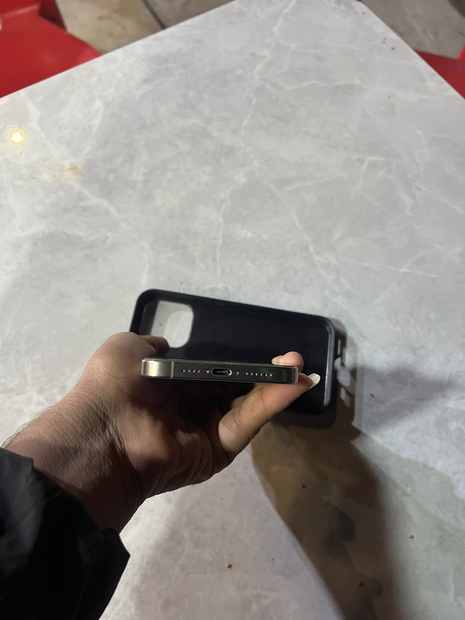 سلام عليكم ايفون 15برو ماكس شرق اوسط ذكره  256 بطاريه 86 مشحون614مره جهاز جديد بمعنا الكلمه السعر مليون و100 مكاني البلديات *********** ملحقات فقط كارتونه
