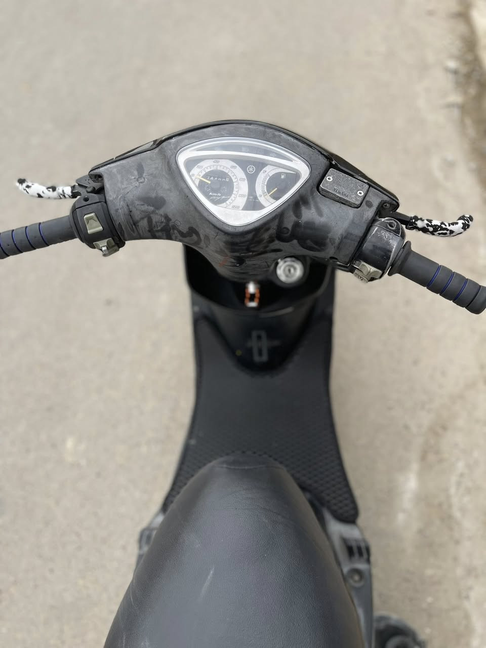 السلام عليكم دراجة ماكس عدلة للبيع نظيفة وما متعوبة الي يريد يشتري يراسلني خاص وهذا رقمي ***********
