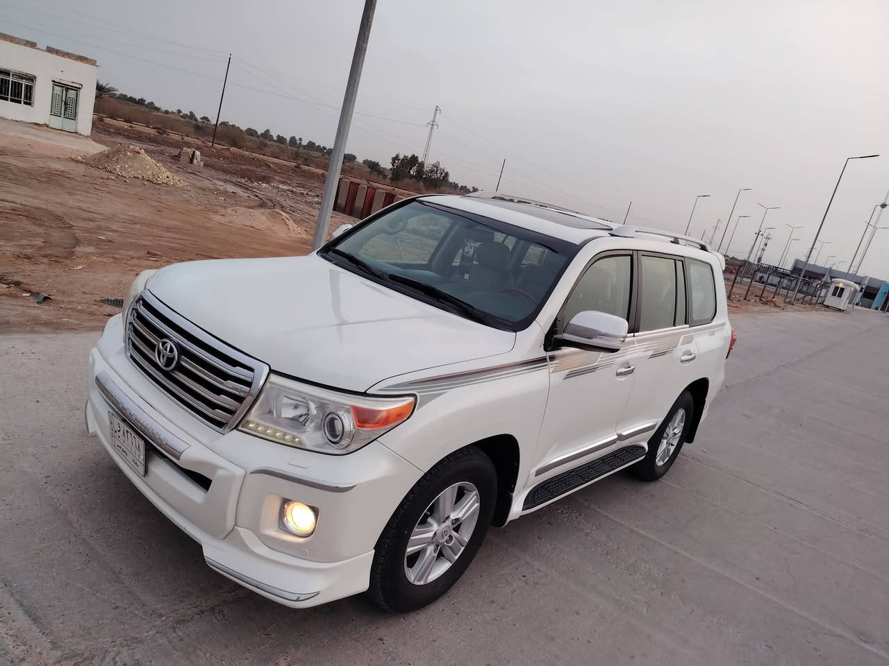 السلام عليكم
بيع او مراوس

لاندكروزر

موديل 2014

رقم بغداد 

فطيم

ماشيه 160 اصل

مكينه V6

فول مواصفات

كير مكينه حداديه تبريد تخم تاير على وضع الشركه

سياره بيه صبغ سونار بالمنشور

مكفوله من الكلبه والتجيه
السعر 320 وبيهه مجال 

مكانه الديوانية السدير

***********
