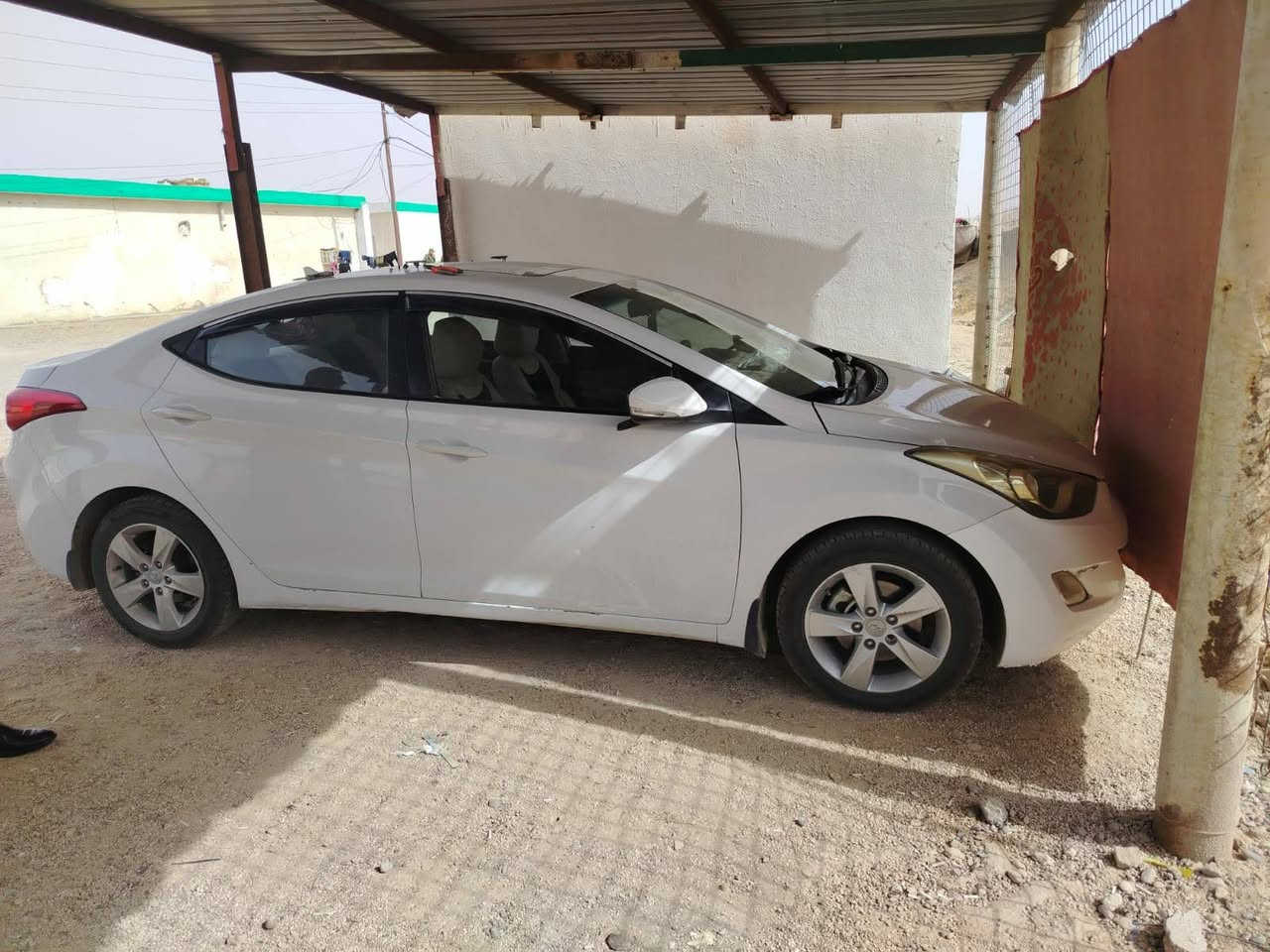 للبيع النترا موديل 2012 خليجي محرك 1800 كفالة عامه  فول مواصفات ماعدا بارد جاملع امامي بارد ماشيه 200على نضافه تخم تايرات جدد رقم الانبار صدر جدد جاهزه من كلشي تحويل شوكت ماتريد مكان سياره الانبار قضاء هيت سعر 120بيها مجال ***********
