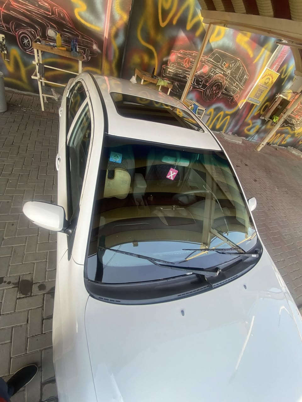 السلام عليكم 
BYD 2016 ابيض خصوصي 
رقم بغداد 
سياره جاهزه من كلشي نضيفه جداً 
بيها ٣ قطع صبغ 
تدفئه شغاله 
التبريد بس الكومبريسر بي صوت بس شغال 
تحويل مباشر  بأسمي 
سياره مال بيت  ع كد الدوام روحه ورجعه صدر ٨٠٪؜ 
حداديه فول 
مشط ستيرن جديد 
باور ستيرن جديد 
تايرات جدد 
جاهزه ترايك وين ما يعجبك 
السعر ٦٣ وبيها مجال 
العنوان مجمع بسمايه السكني 
للاستفسار ***********
