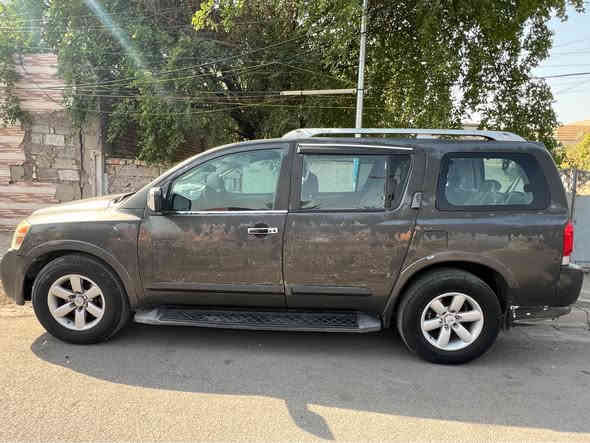 السلام عليكم 

من رخصة الادمن جميع التفاصيل مذكورة ادناه 

للبيع او المراوس نيسان وانطي فرق 💚

نيسان ارمادا 2008 v8 5.600 بلاد 

نص فول 

حساسات خلفية 

دوسة كهرباء 

3 قطع تبريد ثلج ❄️ ❄️ وتدفئة 

 مكينة حساس امامي مال موديل 2013 جديدة محرك مال كصة جديد هية والتفرعات حته الضفيره مالتها جديدة المكينة 👉🏻👉🏻 + المكينة القديمة وياها 

كير خير من الله 

تبريدها ثلج 👉🏻

رقم بغداد الماني سنوية 2026 👉🏻

تخم تاير جديد 👉🏻

باتري جديد 

مروحة كهرباء جديدة 

داخل ودشبول نظيف كلش 

السيارة وارد امريكي حادثها جاملغ وباب سائق فقط 

السيارة جاردة من الشمس والقمارا بيها تخسفات ومعجون اثر سقوط حجر لا ضربة ولا ضرر اكرر بدون ضربة تخسفات من يم مكان السلايد روف 

صدر امامي خلفي جديد 

السيارة جاهزة وخير من الله من محرك وكير وصدر وكلشي 👉🏻

سنتر لوك بلاد 👉🏻

دوسة كهرباء 👉🏻

السعر 90 ورقة والمكان بغداد التواصل على الخاص 

او الاتصال على الرقم ***********👉🏻💚 بغداد
