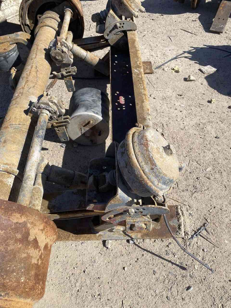 دنكير ساف  كامل معا الرفعات.
مكان البصره الزبير 

***********
