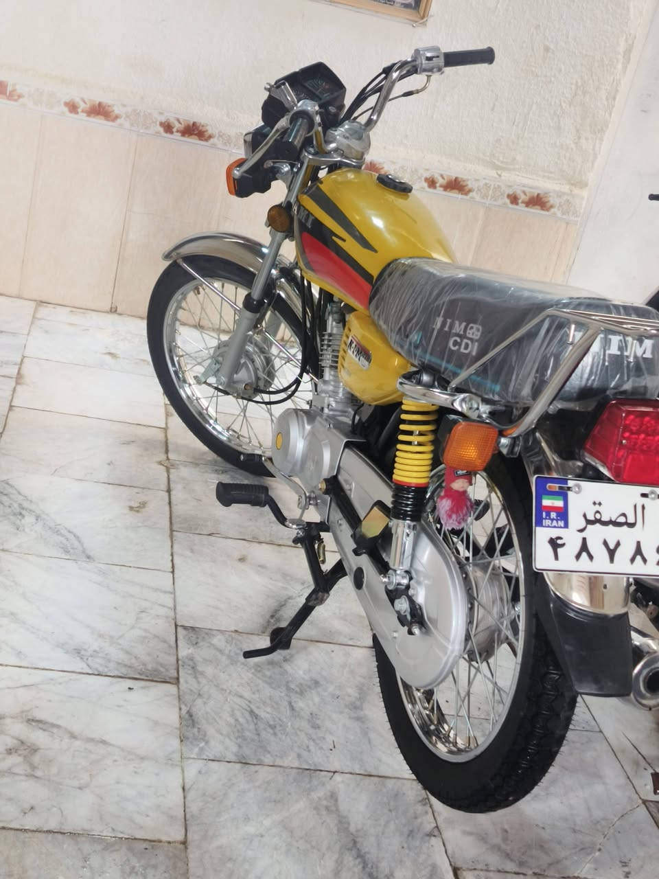 سلام عليكم دراجه نامه موديل 25 دراجه كلش جديده وجاهزه من كلشي وماماشيه هواي كلش قليل اوراق سنكر مكان الدراجه ناصريه مركز السعر 850وبيها مجال قليل *********** الشراي يتصل
