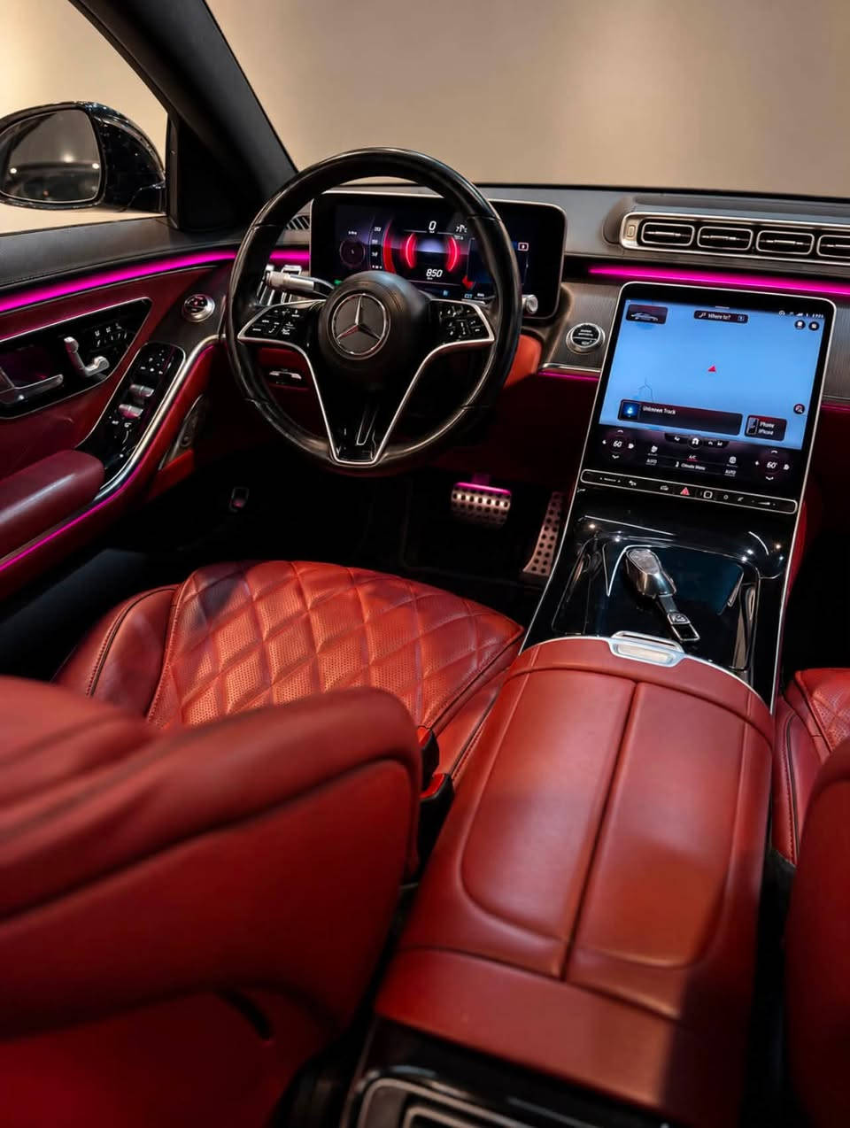 ✨ الفخامة الألمانية بأبهى صورها ✨

مرسيدس S500 موديل 2023

سيارة تجمع بين الهيبة، الراحة، والتكنولوجيا المتطورة لتمنحك تجربة قيادة استثنائية.

🔹 تصميم ملكي يخطف الأنظار

🔹 أداء قوي وانسيابي على جميع الطرق

🔹 داخلية فاخرة بأرقى أنواع الجلد والتشطيبات

🔹 أنظمة أمان ومساعدة قيادة متطورة

🔹 راحة لا مثيل لها للسائق والركاب

S500 ليست مجرد سيارة… بل عنوان للرقي والتميز.

للجادين فقط، فرصة امتلاك واحدة من أفخم سيارات مرسيدس بنز.

📍 متوفرة لدى معرض أحمد الكبيسي لتجارة السيارات

***********

***********
