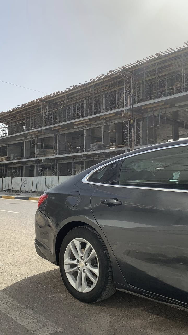 ماليبو 2018 السياره كفاله مبدل فقط بكلايت خلفي ومبدل صندوق السياره مجورده حداده 50% مكينه كير كفاله الاستفسار عن السعر الاتصال على الرقم ***********
