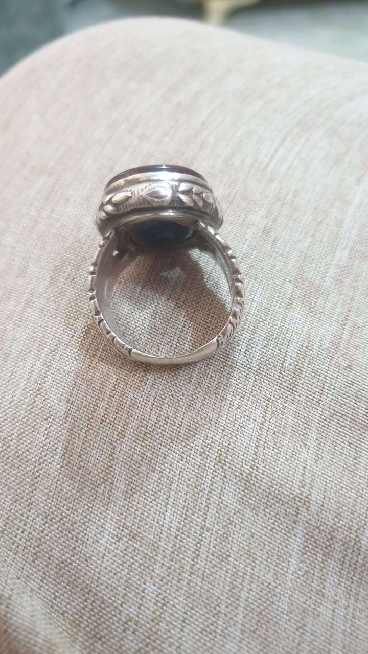 للبيع السعر ٢٠٠ مكان ذي قار الشطره الشراي يتصل ***********
