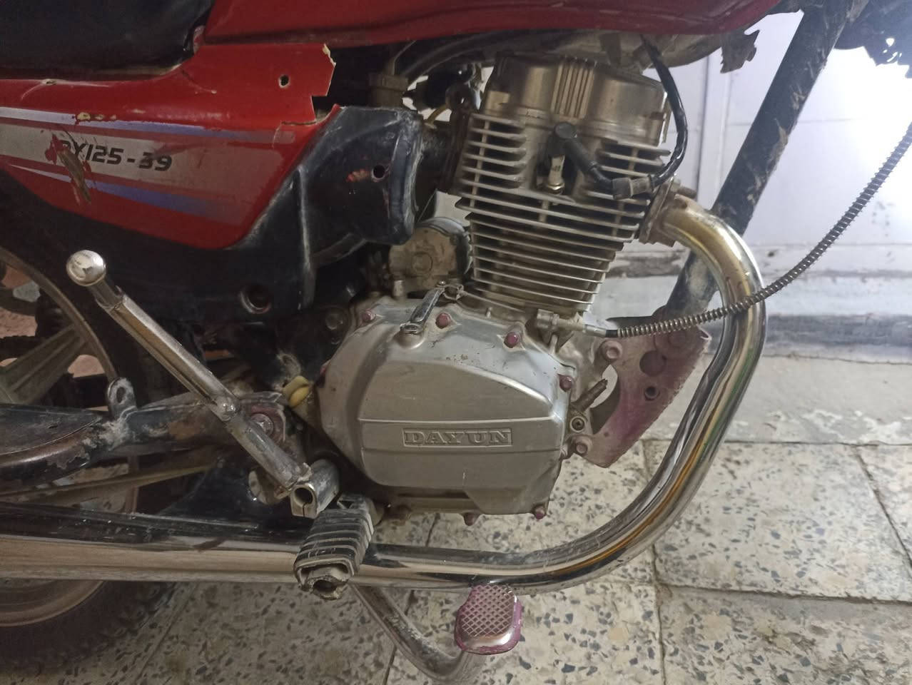 السلام عليكم  دايون للبيع
اوراق كامله   2018
السعر 450  قفل
مكاني النجف  حي ميسان
رقم تلفوني ***********
