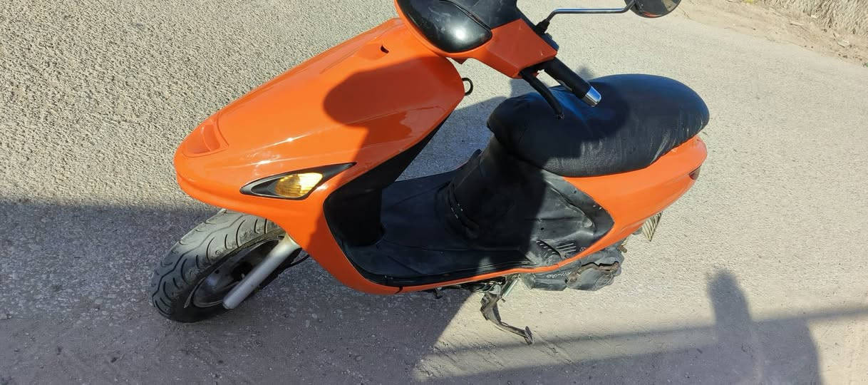 فراشه فحل دسك للبيع محرك حاويه قبل اسبوع شاده نقصها سبايدر بيها كلجات رياضي اصلي اجن ويه المحرك ما عايزه شي كهربائيات گلها شغاله سلف هندر محرك اخرس شلعه معدل فول سعر ٤٢٥ وبيها مجال قليل مكاني نجف ابو صخير***********
