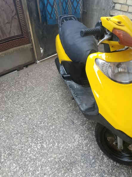 سلام عليكم درجه سبيسي ياباني ياباني كل شغال سلف هندر مكينه شالع معدال كهربيات شغال وراق كامل مكاني بغداد الشعله سعر ٤٠٠الف ***********
