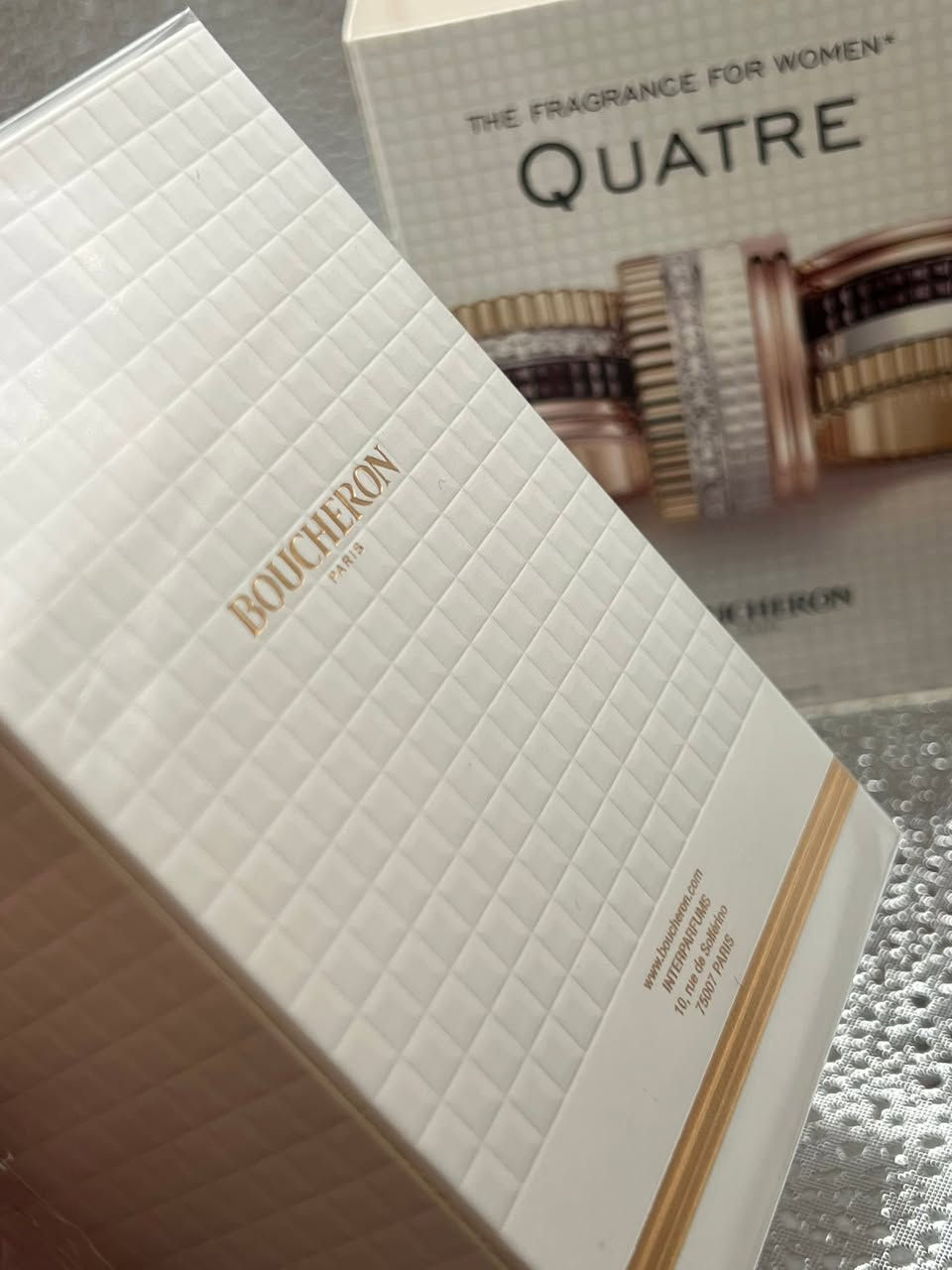 عطر ماركة QUATREأمزون جديد غير مستخدم
متوفر توصيل لجميع محافظات العراق


**إذا كنت صاحب هذا الإعلان وتريد حذفه لأي سبب، رجاءا أرسل رسالة إلى الدعم الفني**