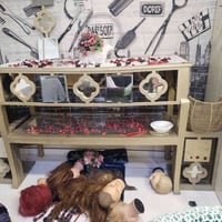 ميز للبيع سعر ١٥٠ القطاع 07766600244