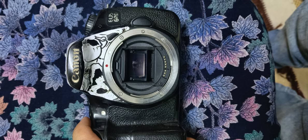 كاميرا canon60d
شتر 80k
بيع بودي بس الكاميرا استعمال استوديو 
السعر حلو 
التواصل 01065682284


**إذا كنت صاحب هذا الإعلان وتريد حذفه لأي سبب، رجاءا أرسل رسالة إلى الدعم الفني**