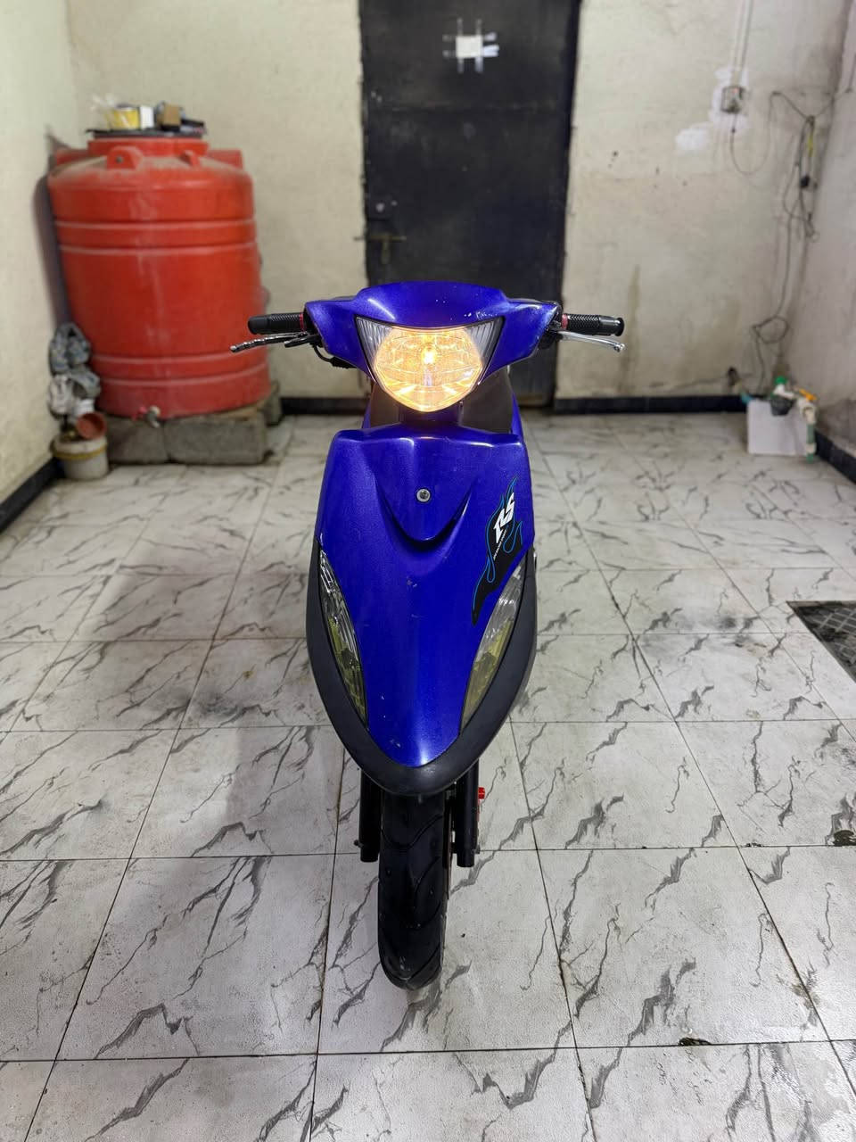 ماكس عدله ياباني بلاد مامفتوحه شرط عالفحص بوشه بلاديه كفرات بلاد ما ناقصها شي شلعه ومعدل يخبل كهربائيات شغاله كلها السعر 950 الف عنوان بصرة المشراق اتصال *********** البصرة, العراق
