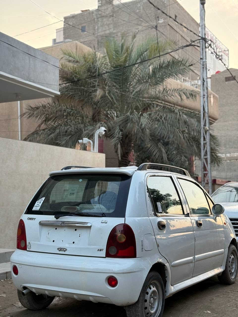 السلام عليكم QQ موديل 2013
سيارة كير مكينة نضيفة كشره حلو كهربائيات شغالة 
مكان السيارة بابل سيارة جاهزة مناقصه اي شي 
رقم بغداد الجديد باقي بس الاستلام 
تراي السيارة يخبل 
دوشمة جديدة ومسجل 
مكان السيارة بابل 
***********
السعر 32 وبيها مجال
