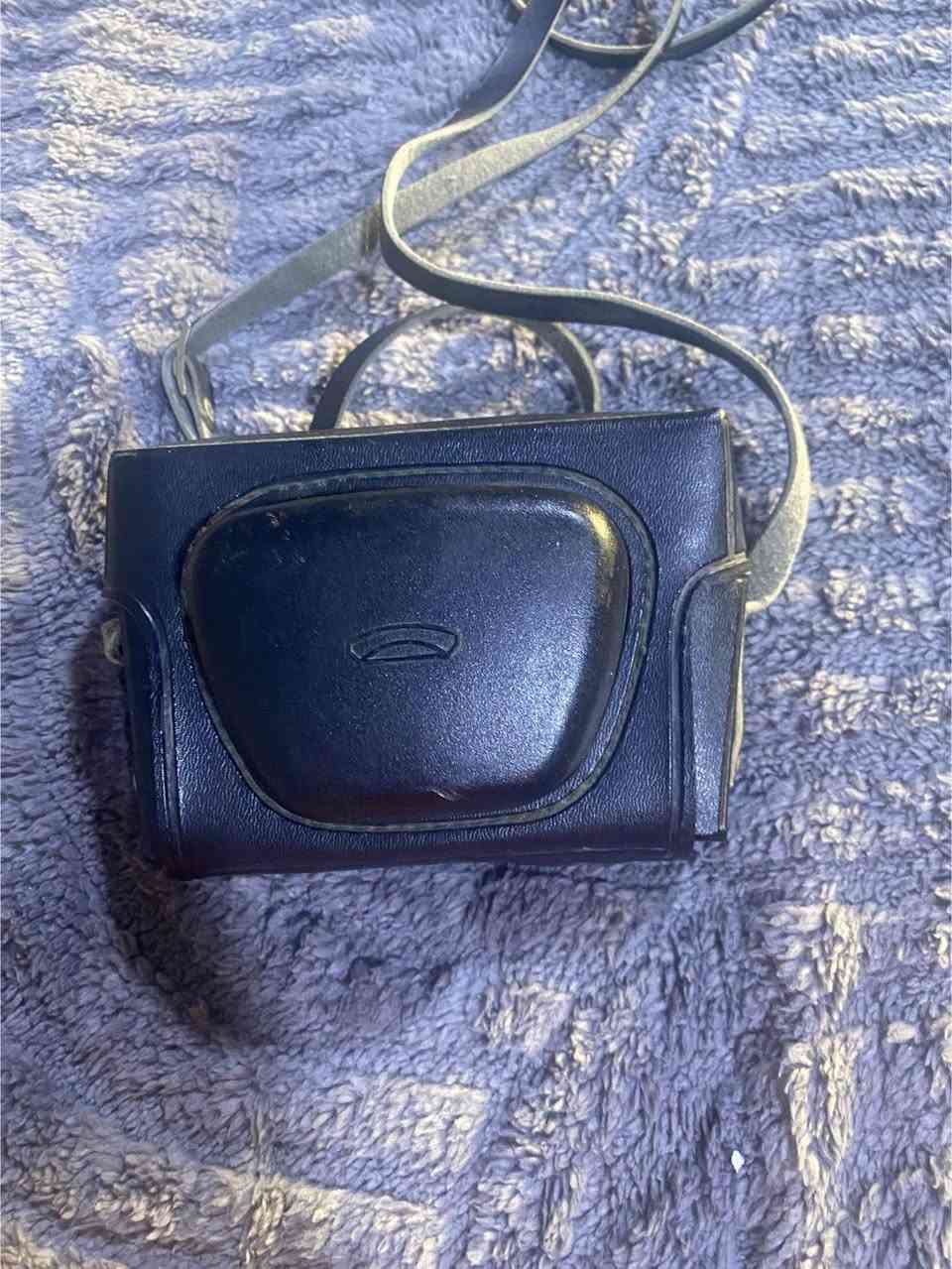 السلام عليكم عندي كامرات كلش قديمات الشراي يجي خاص العنوان البياع


**إذا كنت صاحب هذا الإعلان وتريد حذفه لأي سبب، رجاءا أرسل رسالة إلى الدعم الفني**