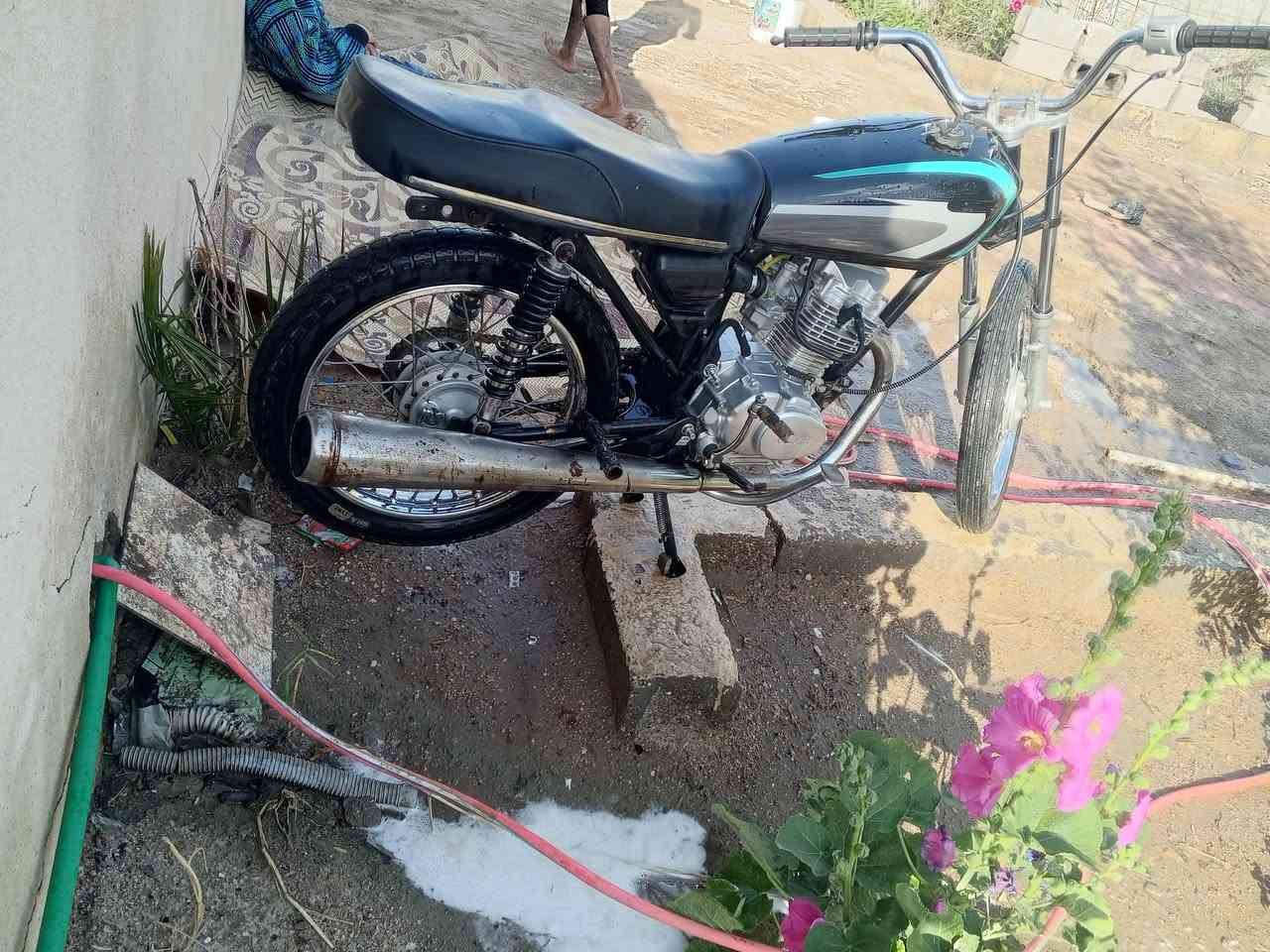 دراجه نامه كلك كلك
لبيع سعر400وبيه مجال مكان ناصرية مركز


**إذا كنت صاحب هذا الإعلان وتريد حذفه لأي سبب، رجاءا أرسل رسالة إلى الدعم الفني**