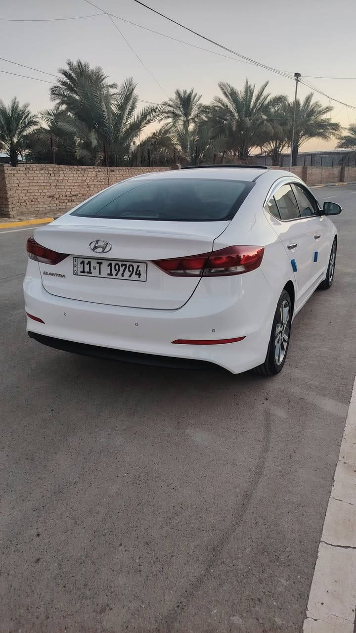 للبيع هونداي النترا 2018 خليجي سوبر فول مواصفات عده البصمه السياره جديده ومكفوله بيها فقط بارد بكد اصبع رقم بغداد دولي مكاني حله السعر 163 وبيها مجال ***********
