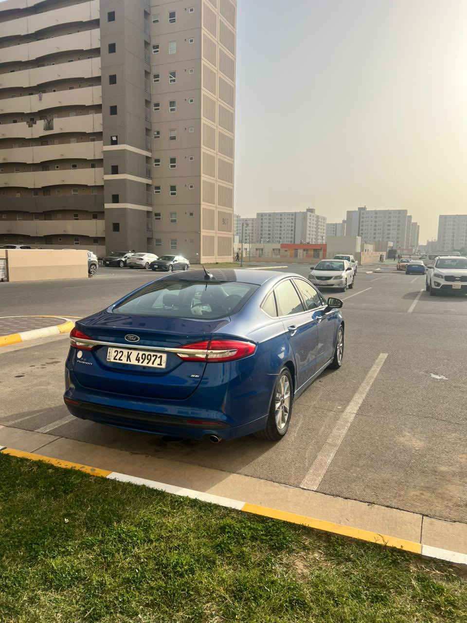 فورد فيوجن ٢٠١٧ قطعتين ضررها بدون دواخل بچم كبس وجنطة كبس شركة وبدون دواخل مواصفات se المعروفة ٣ شاشات حساس كاميرا دوارة اوتوستوب سايد بريك كهربائي شفتات سرعة كير ٦ نمرة كشنات كهربائي تبريد قطعتين ثلاجة نظام سبلت (مناخ) محرك ١٥٠٠ تيربو (بانزين عادي) جاهزة ١٠٠٪؜ 
تحويل شرط السيارة باسمي وبدون غرامات
السعر ١١٤ مجال بسيط
مكانها بغداد مجمع بسماية السكني
موبايل ***********
