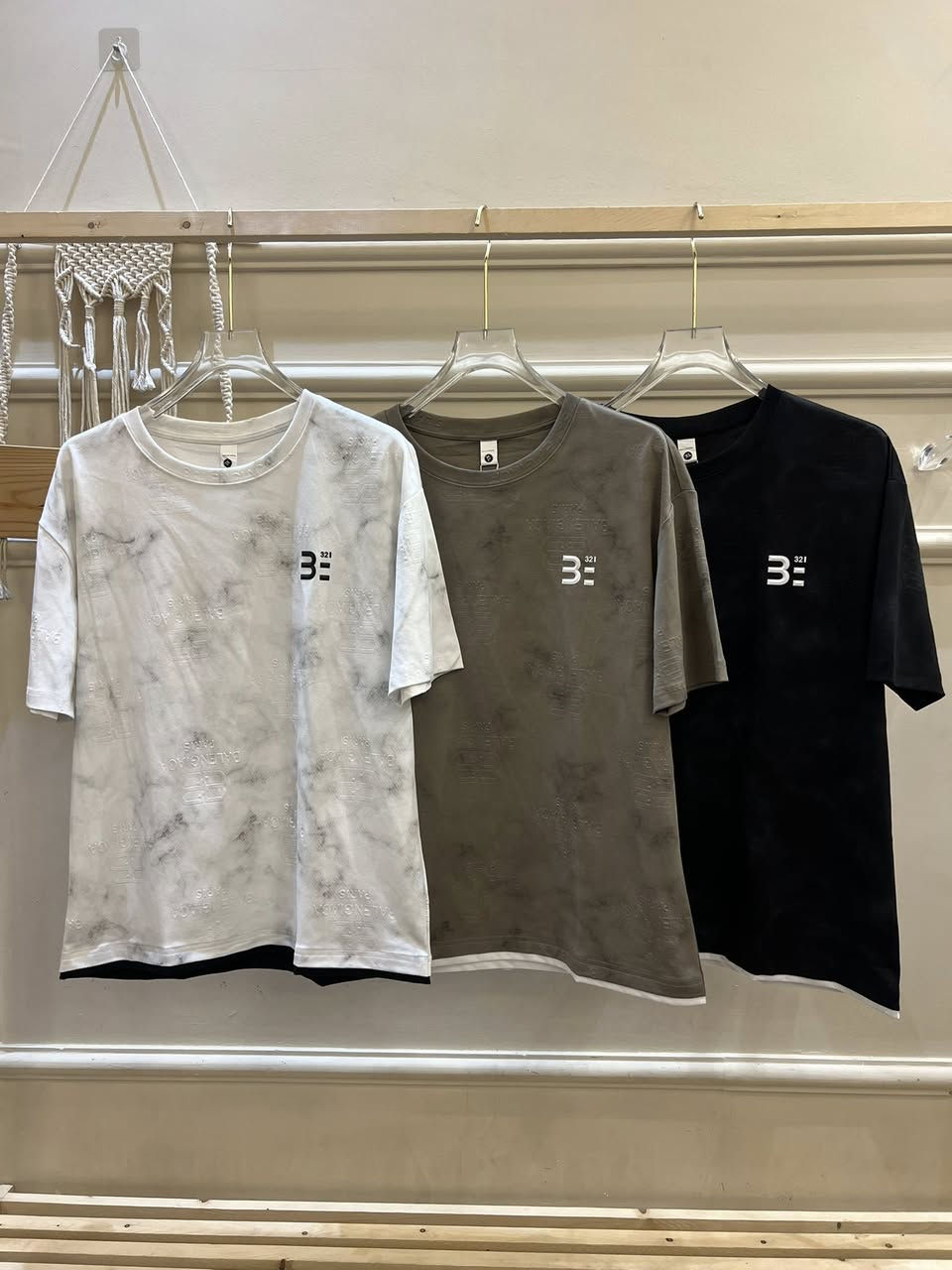 ازياء امير عزيز 
واسط العزيزية شارع الخليج قرب مطعم اولاد سلمان 
بديات ماستر كوالتي قالب هاف 
L-xl-xxl-3xl-4xl


**إذا كنت صاحب هذا الإعلان وتريد حذفه لأي سبب، رجاءا أرسل رسالة إلى الدعم الفني**