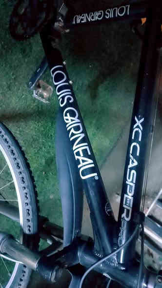 السلام عليكم 
للبيع بايسكل ياباني نوع لويس كارنيو اخو الجديد تايرات جديدة حجم 26 
8سرع 
ماخذة ب٣٠٠ الف رايدة ب ٢٥٠ وبي مجال مكانه بغداد الدورة الكفاءات 
***********
